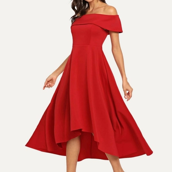 Dresses & Skirts - NWOT Long Red Dress